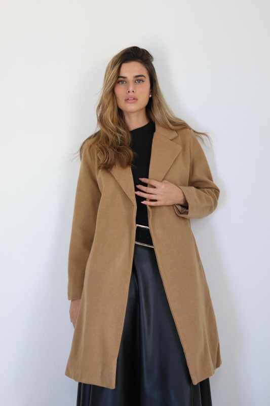 אחלה תמונה של דוגמנית